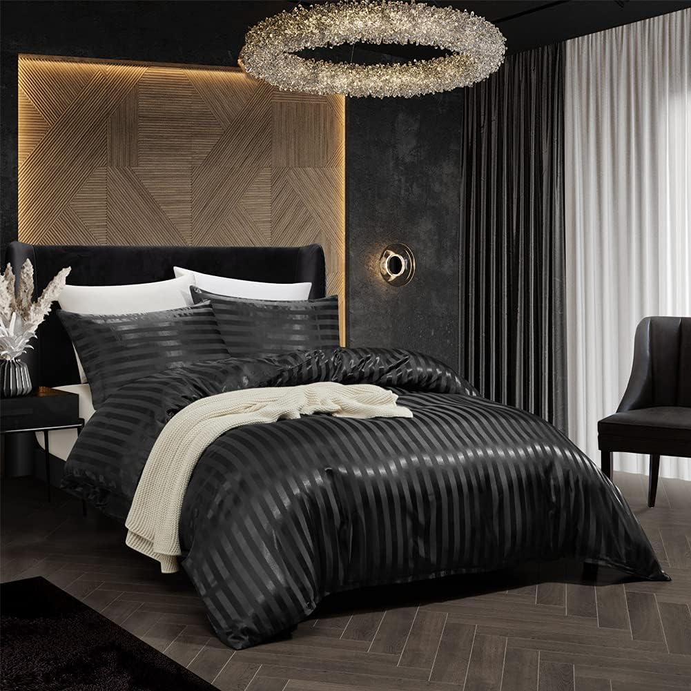 Satin stripe bedding set with duvet cover and two pillowcases silk-like texture