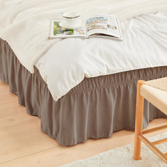 Double elastic bed skirt with 15 inch drop and elegant ruffle design